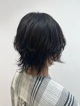 ミディアム 🐺ウルフ× ハイトーン🐺MOEのヘアスタイル