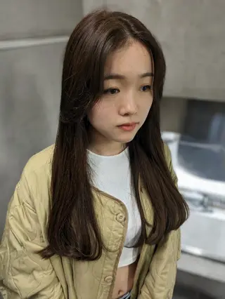 ロング カラー 艶髪韓国ヘア🇰🇷 韓国風メンズカット のヘアスタイル