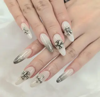 ネイル 河野ちえ (雑誌掲載サロン)のネイルデザイン