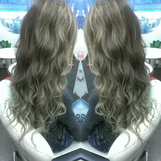 ロング カラー 植田 /エクステ /ブリーチ/髪質改善のヘアスタイル