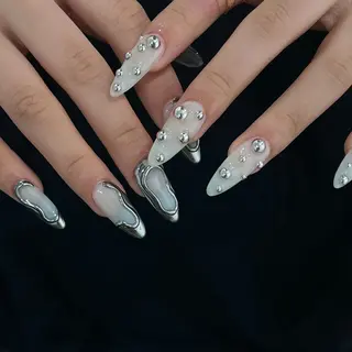 ネイル Ugirl Nail Pinpin🤍のネイルデザイン