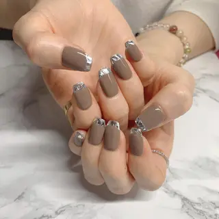 ネイル はな💎ネイル ワンホン、長さ出しのネイルデザイン