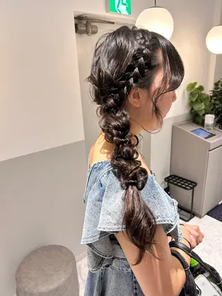 ロング SALOWIN新宿三丁目 Frente店所属・薄田 珠美のヘアスタイル