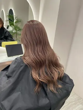 ロング 奥野 妃南のヘアスタイル