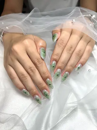 ネイル 井尻 紗菜のネイルデザイン