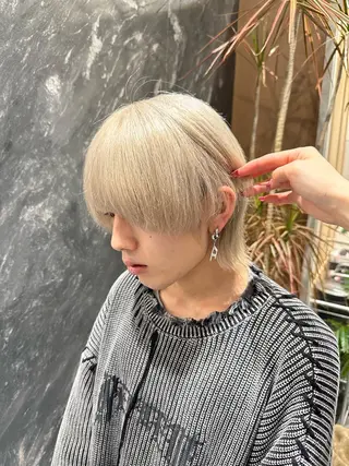 ショート メンズ salowin原宿iori所属・💋ハイトーンデザイ ンヘア💋A'nyuのヘアスタイル