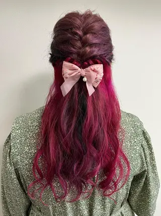 ロング カラー ヘアアレンジ 一ノ瀬 蘭のヘアスタイル