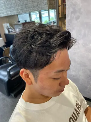 パーマ メンズ メンズヘア&眉毛整形 タナカフジの眉毛・アイブロウイメージ