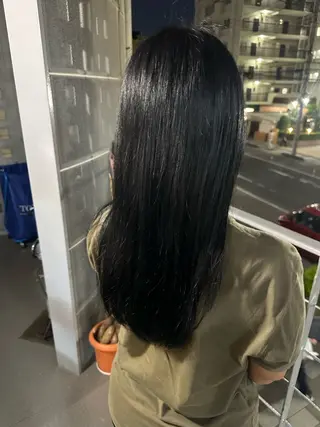 ロング 吉田 愛梨のヘアスタイル