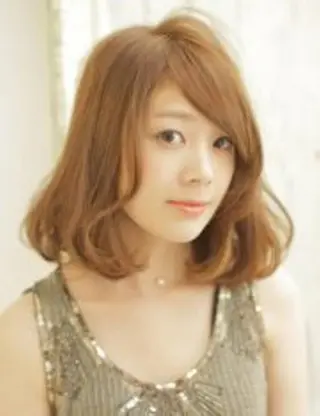 カラー マツエク・マツパ 木崎 竜平のヘアスタイル