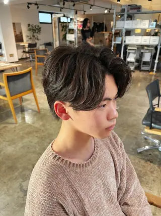 ショート パーマ メンズ become men's hair 名駅店所属・名駅/フェザーパーマ 韓国ヘア/森岡のヘアスタイル