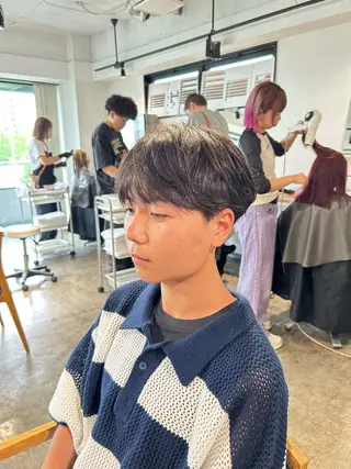 ショート パーマ メンズ become men's hair 名駅店所属・名駅/フェザーパーマ 韓国ヘア/森岡のヘアスタイル