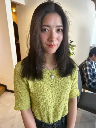 ミディアム 透明感/レイヤー/ 武士るな🌿‬のヘアスタイル