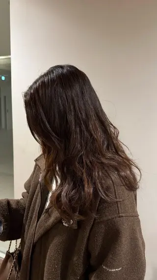 ロング TONI&GUY天神所属・濱崎 あかりのヘアスタイル