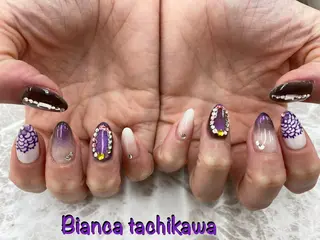 ネイル Bianca 立川店 小川のネイルデザイン
