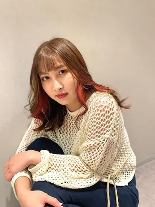 カラー ヘアアレンジ ネイル 土谷 優乃のヘアスタイル