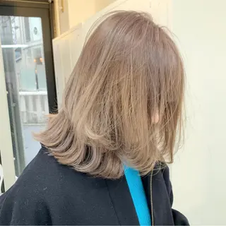ミディアム カラー ヘアアレンジ ハイトーン/美髪矯正 🍃大江拓実のヘアスタイル