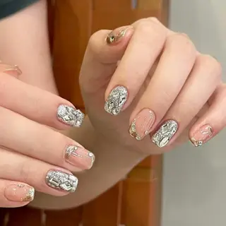 ネイル 桃子 Nail高円寺のネイルデザイン