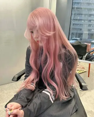 ロング カラー PELE アネックス梅田茶屋町店所属・PELE ハイトーン RIMUのヘアスタイル