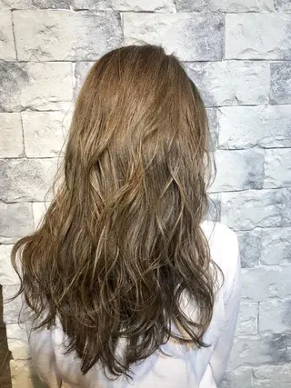 セミロング カラー AUBE HAIRazul吉祥寺所属・綺麗な髪質にしたい方 限定🌈清水 祥のヘアスタイル