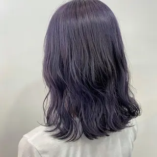 セミロング カラー ☘️ブリーチ/ハイト ーン/レイヤー/のヘアスタイル