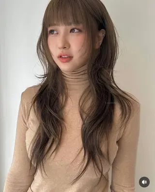 カラー ロング ★学割★韓国× BIZEのヘアスタイル