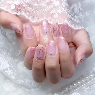 ネイル Kanako 💫のネイルデザイン