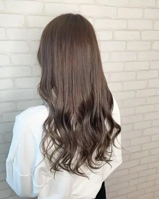 セミロング カラー ヘアアレンジ ✨艶髪✨透明感✨ 山内大樹のヘアスタイル