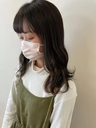 ロング カラー 顔まわりカット✄ ベージュカラー🧸のヘアスタイル