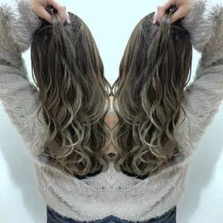 ロング カラー 髪質改善特化サロン ICONIQ天神店のヘアスタイル