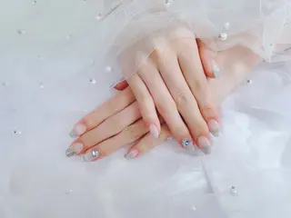 ネイル 𝑅𝐴𝑁𝑂𝑁 𝐴𝑌𝐴𝐾𝐴のネイルデザイン