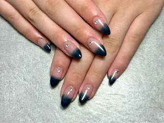 ネイル MERKABA／ 坂本のネイルデザイン