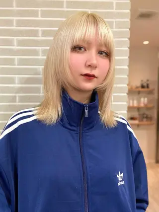カラー 岡田 遥希のヘアスタイル