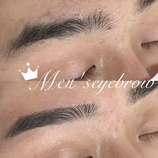 アイブロウ White eye新越谷所属・WHITE EYE 🦋Rio 新越谷店のマツエク・マツパデザイン