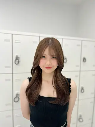 ロング 透明感ベージュ🤎 パタオのヘアスタイル