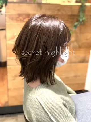 ミディアム カラー ハイライト✨髪質改善 TAKAさんです😊のヘアスタイル