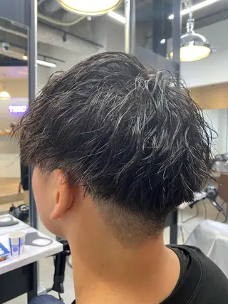 パーマ メンズ 【博多ハイライトカラ ー】中島啓太のヘアスタイル