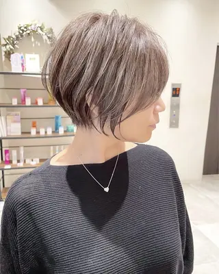 ショート ボブ/ショート/山見 陽のヘアスタイル