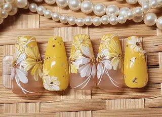 ネイル Kurara Sawadaのネイルデザイン