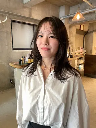 セミロング カラー パーマ/レイヤー 岩山丈一郎のヘアスタイル