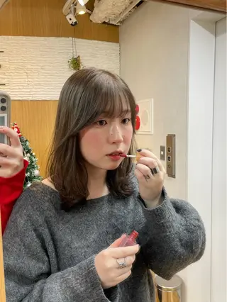 セミロング カラー パーマ レイヤー/透明感/ 髪質改善🩵NANAのヘアスタイル