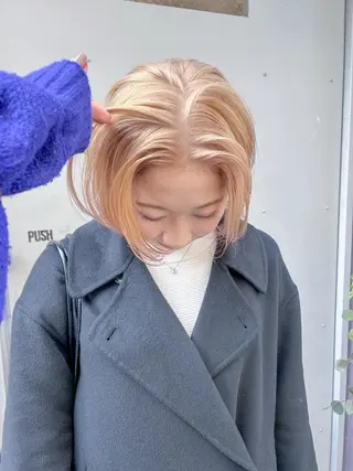 ショート カラー メイ🩰 wカラーのヘアスタイル