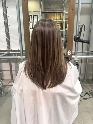 カラー 透明感カラー/レイヤ ーhinata.のヘアスタイル