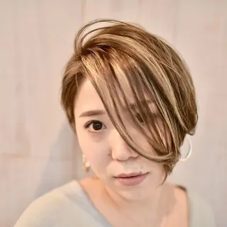 ショート カラー hair resort terrasse所属・長尾 圭のヘアスタイル