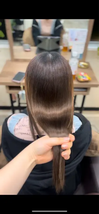 セミロング ANFINI所属・長崎 妃日衣のヘアスタイル