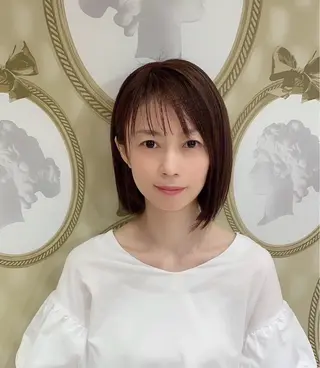 カラー 伊藤 雅のヘアスタイル