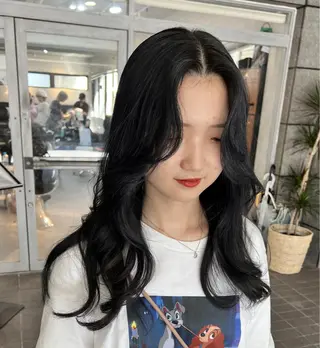 セミロング カラー ally hairsalon所属・Emi .のヘアスタイル