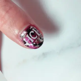 ネイル 園 寛子 （ネイリスト）のネイルデザイン