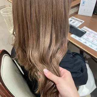 カラー 🍪ﾖｼｲﾊﾙﾈ🍪 ﾗﾍﾞﾝﾀﾞｰｶﾗｰのヘアスタイル