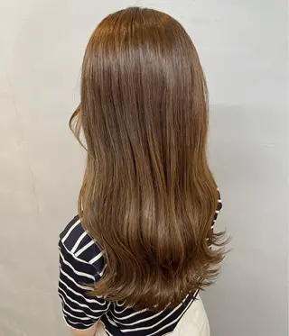 セミロング カラー 女性リピ90%🍨 🩷佐藤みずきのヘアスタイル